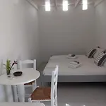 Louloudasrooms * Molos (Paros)