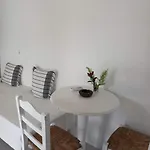 Louloudasrooms *