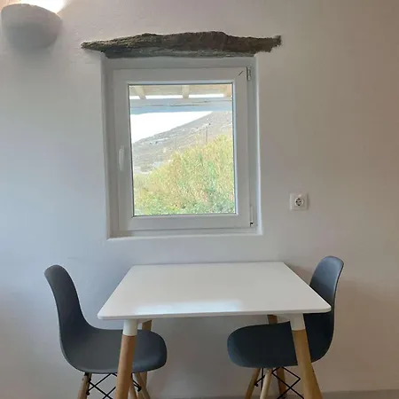 Louloudasrooms 莫罗斯帕罗